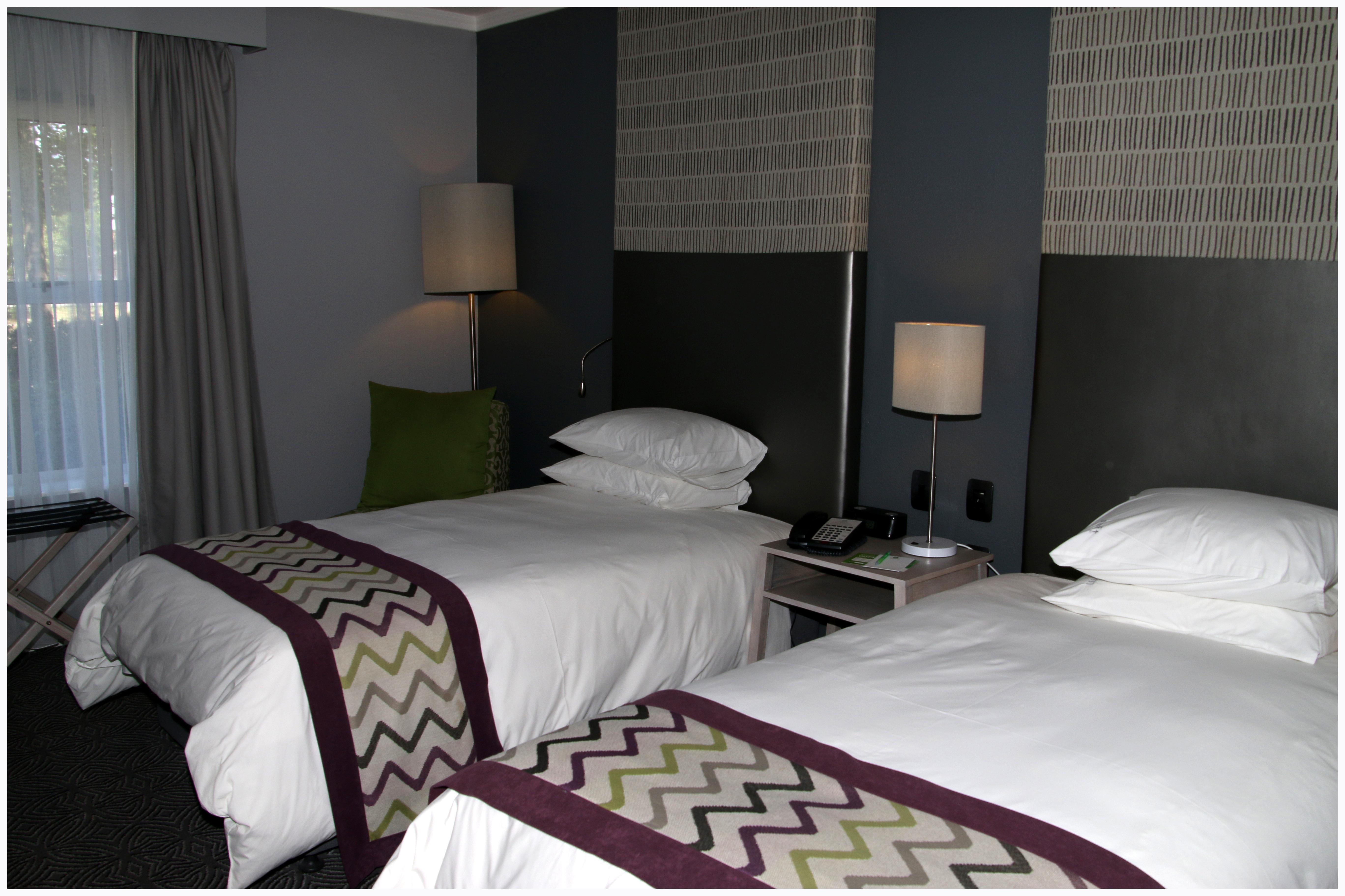 Holiday Inn Johannesburg Airport By Ihg Kempton Park Esterno foto