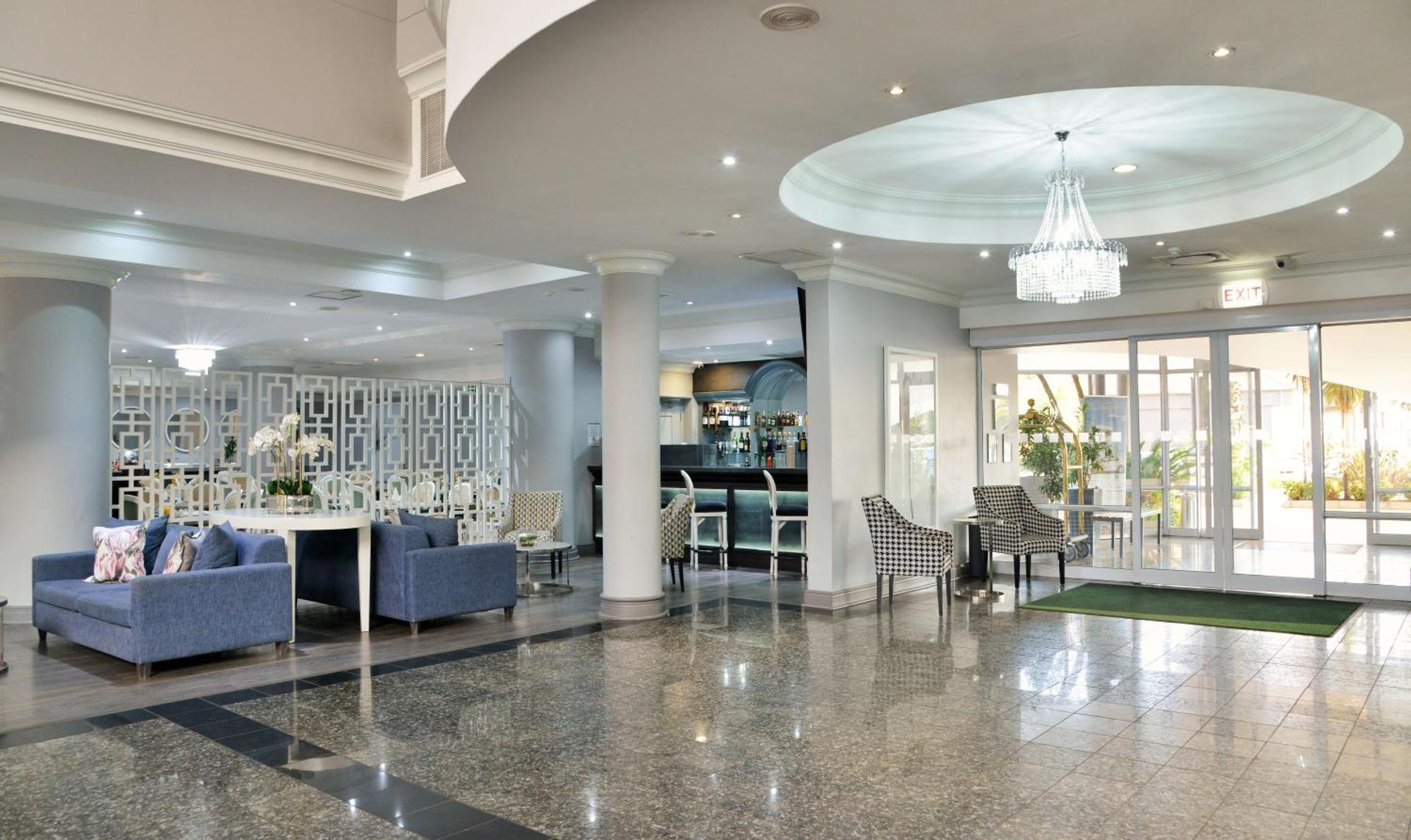 Holiday Inn Johannesburg Airport By Ihg Kempton Park Esterno foto