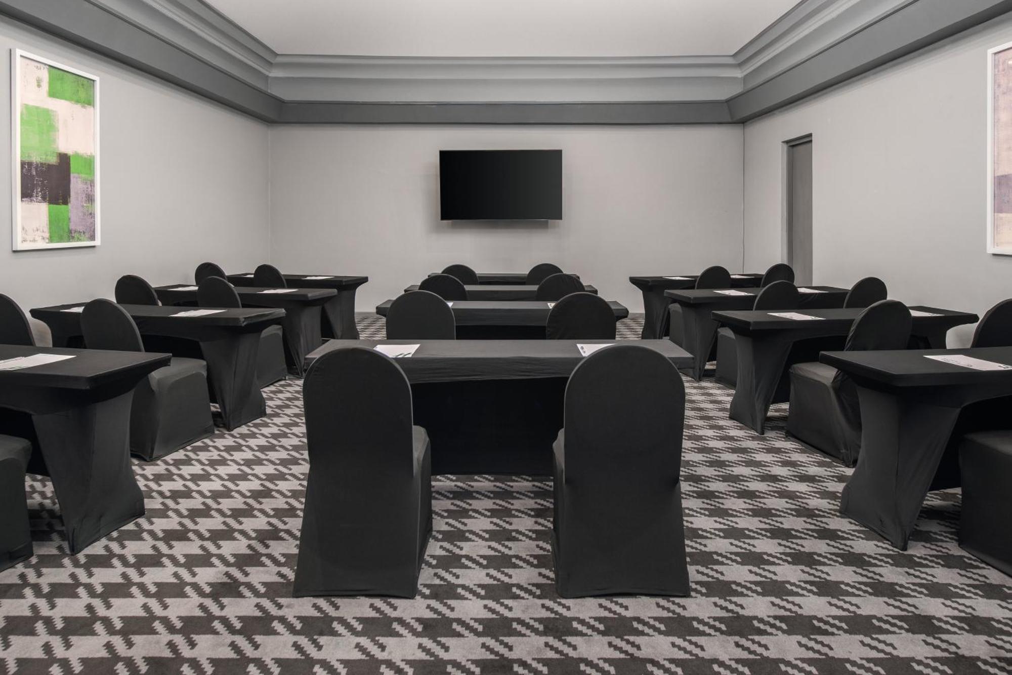 Holiday Inn Johannesburg Airport By Ihg Kempton Park Esterno foto